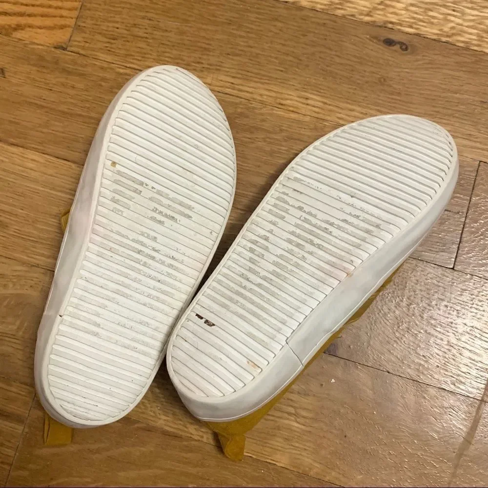Old Navy‎ Toddler Mustard Slip on Shoes Size 8